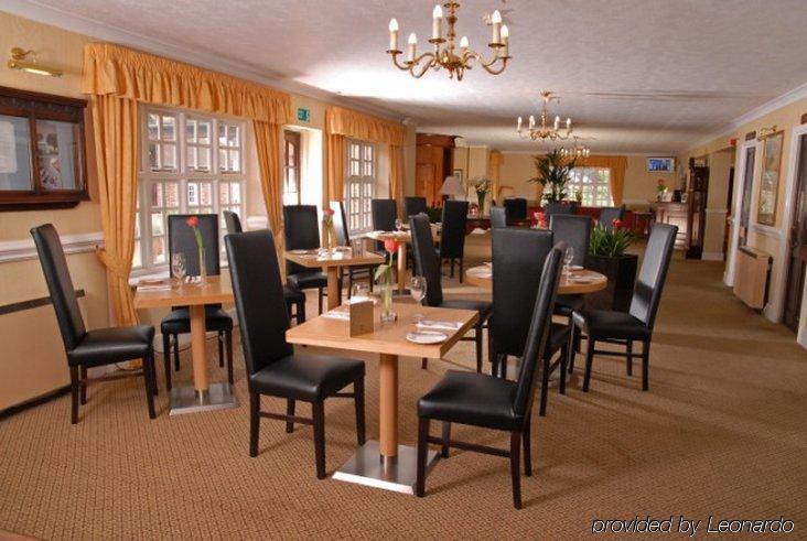 Worcester Bank House Hotel Spa & Golf; BW Premier Collection Брансфорд Ресторан фото